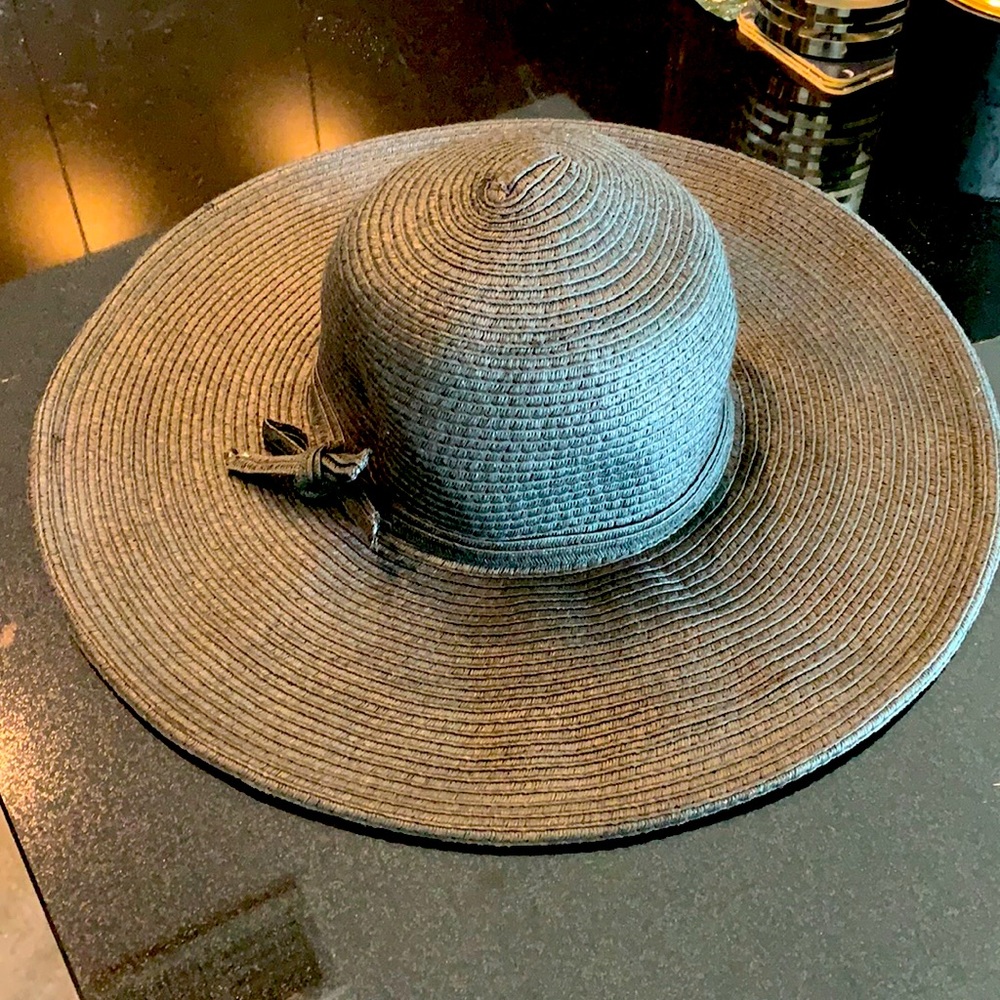 ☀️Beautiful black beach hat